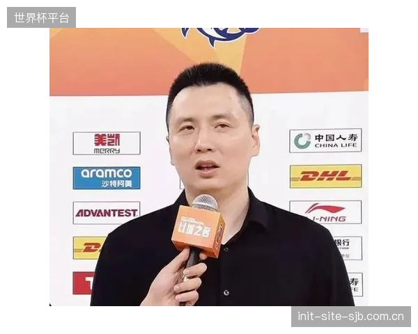 主帅卢伟获得最佳教练认可，其临场调度与战术体系构建备受好评。